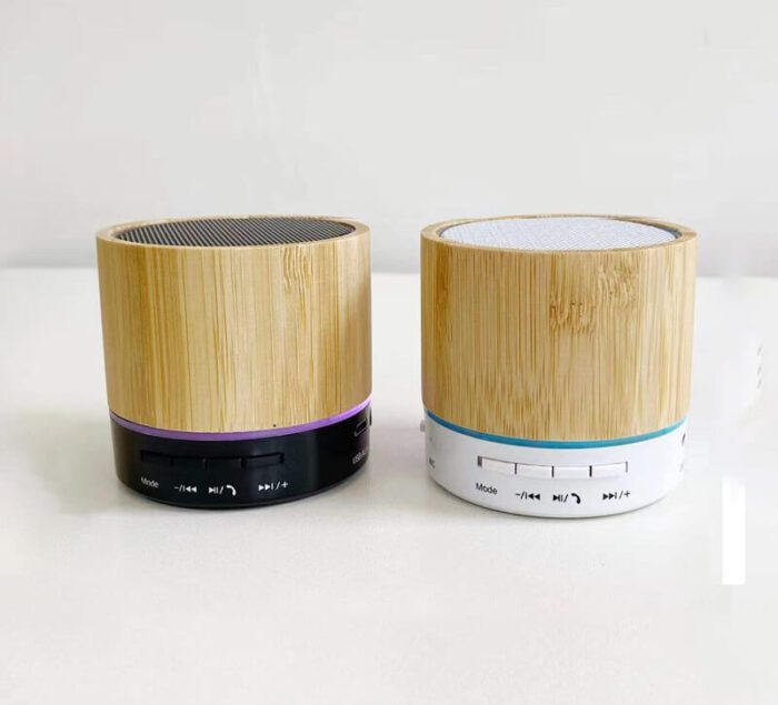 Eco-friendly bamboo wireless speaker with TF card