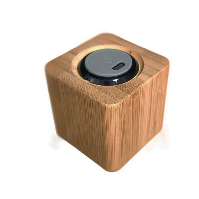 Eco-friendly bamboo bluetooth speaker